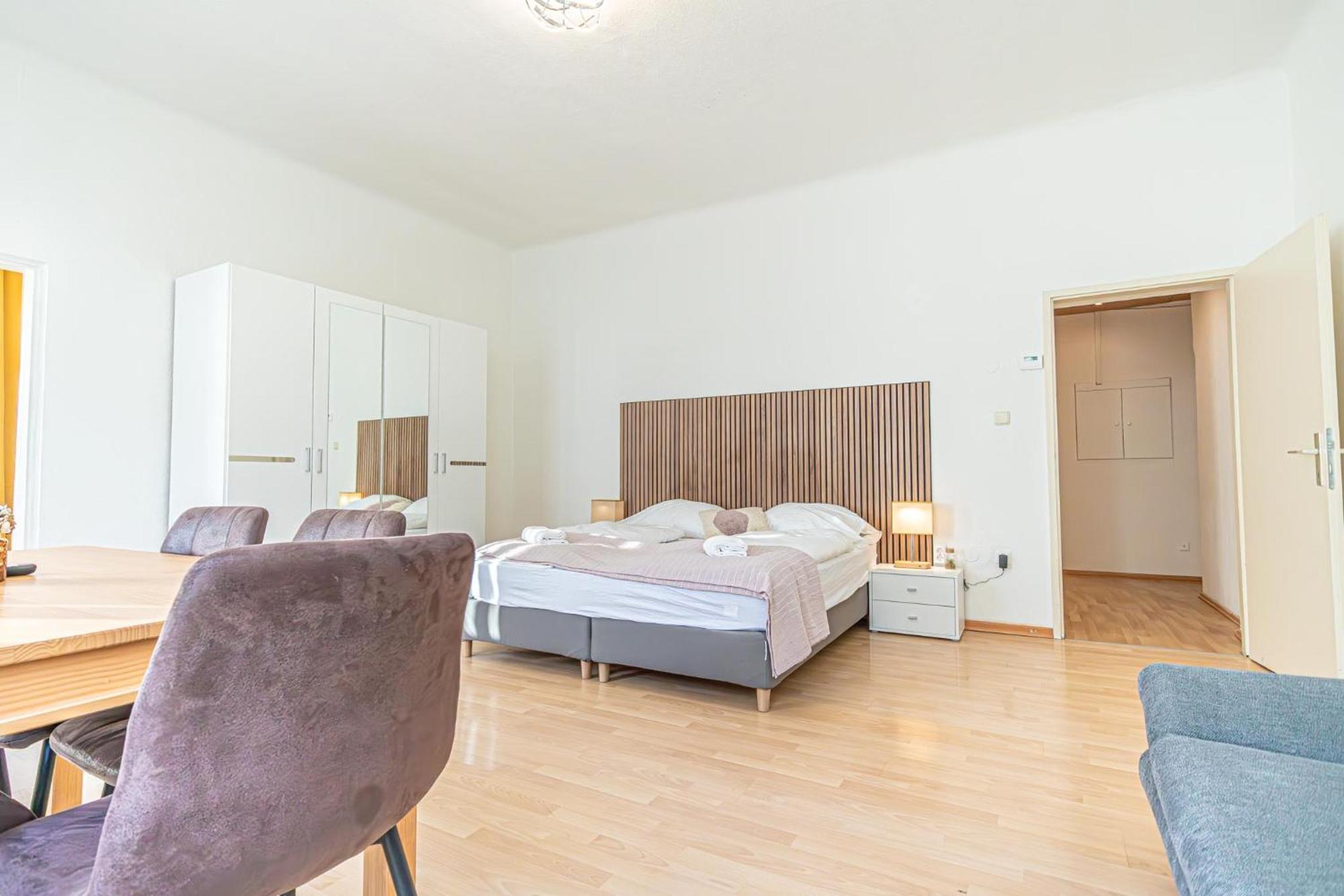 Apartment Desirable 2br - Bookable For Longstays In Lockdown B