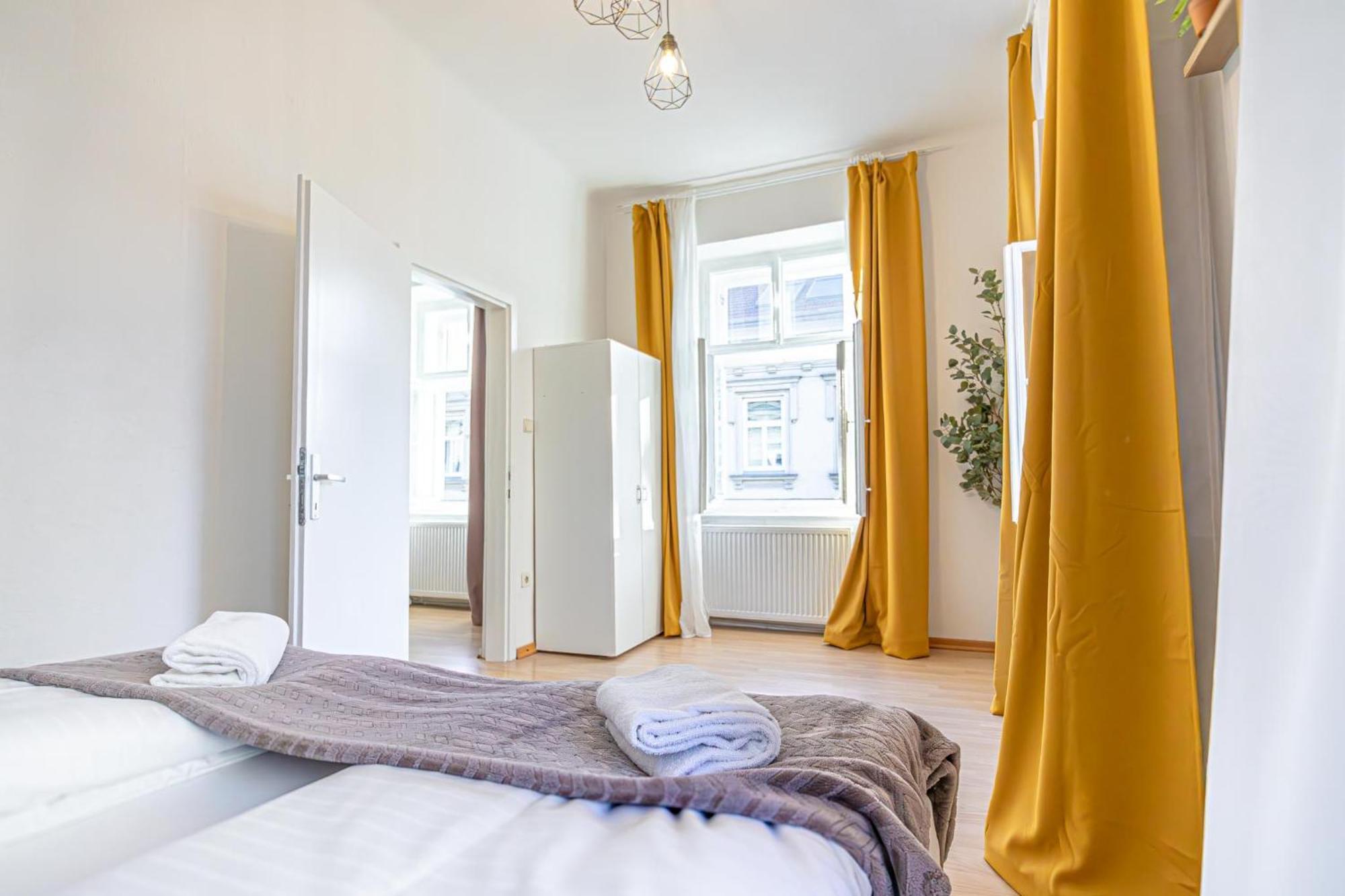 Desirable 2br - Bookable For Longstays In Lockdown B